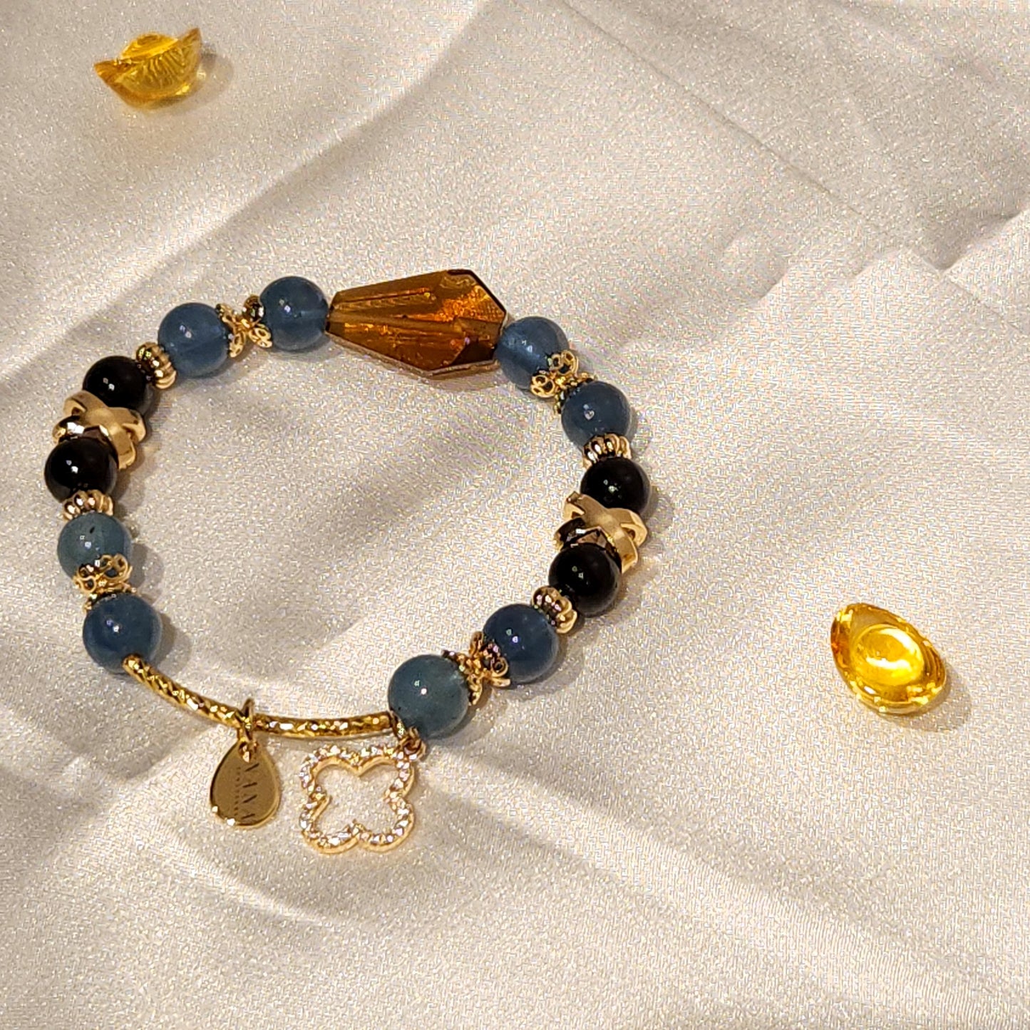 Noble SG Crystal Bracelet top down