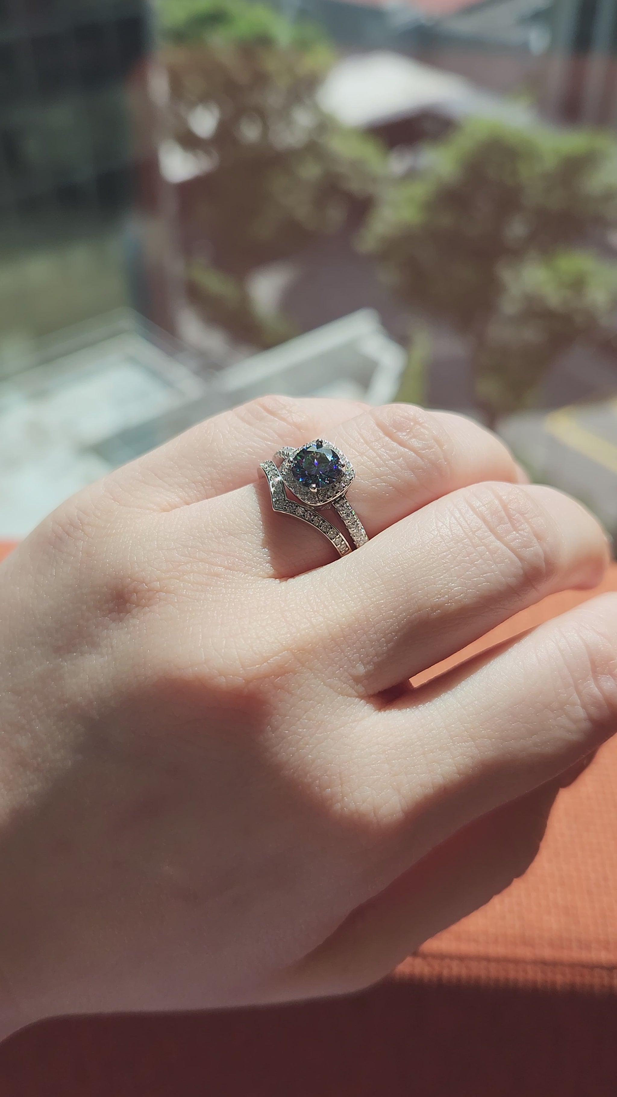 Moissanite Peacock Blue Ring video